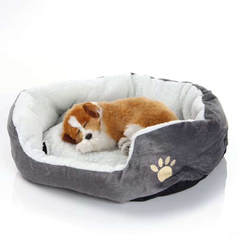 "Cozy Crib for Tiny Tails: The Pawsitively Plush 45*35CM Pet Paradise for Spoiled Small Dogs and Cats!"